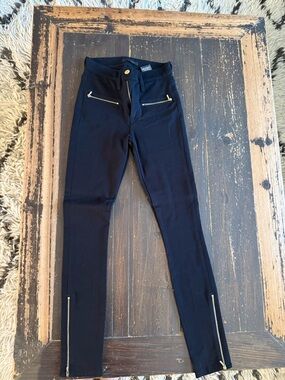 7 for all mankind Women's Black Slim Zip-Detail Jeans